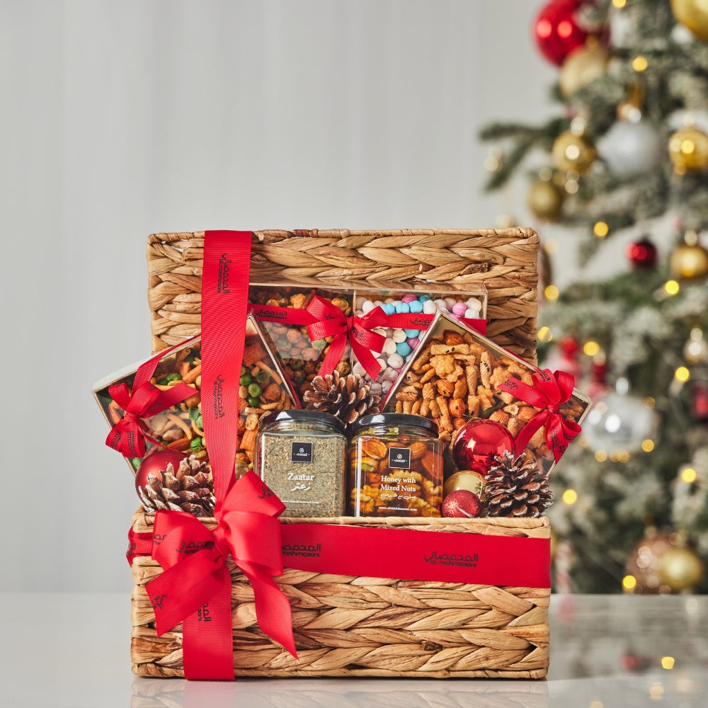 Seagrass Christmas Basket (Medium)